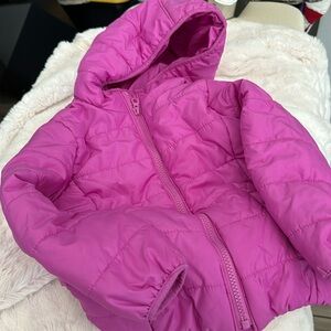 baby gap- purple puffer jacket with hood(primaloft)-5t